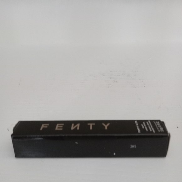 Fenty Velvet Liquid Lipstick - The MVP - Picture 5 of 5